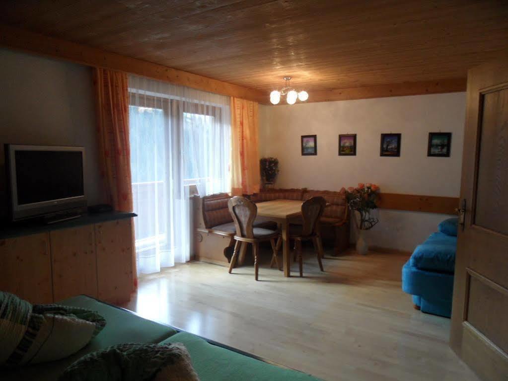 Landhaus Taxach Saalbach Exterior foto