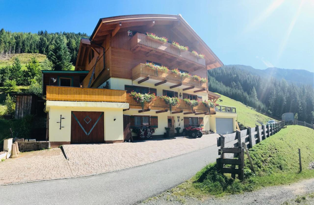 Landhaus Taxach Saalbach Exterior foto